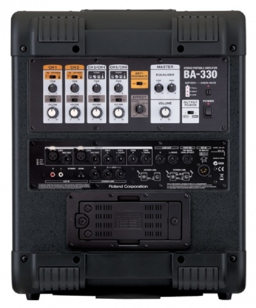 Roland BA330 Kompakt Anlage / Batterie Betrieb