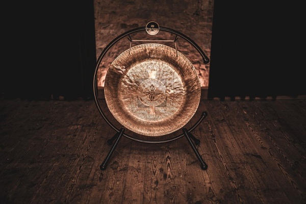 MEINL Sonic Energy Indian Premium Gong 22", incl. Gong Stand