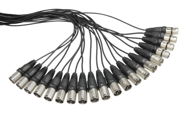 Adam Hall K20C15 Multicore 16/4 15 Meter